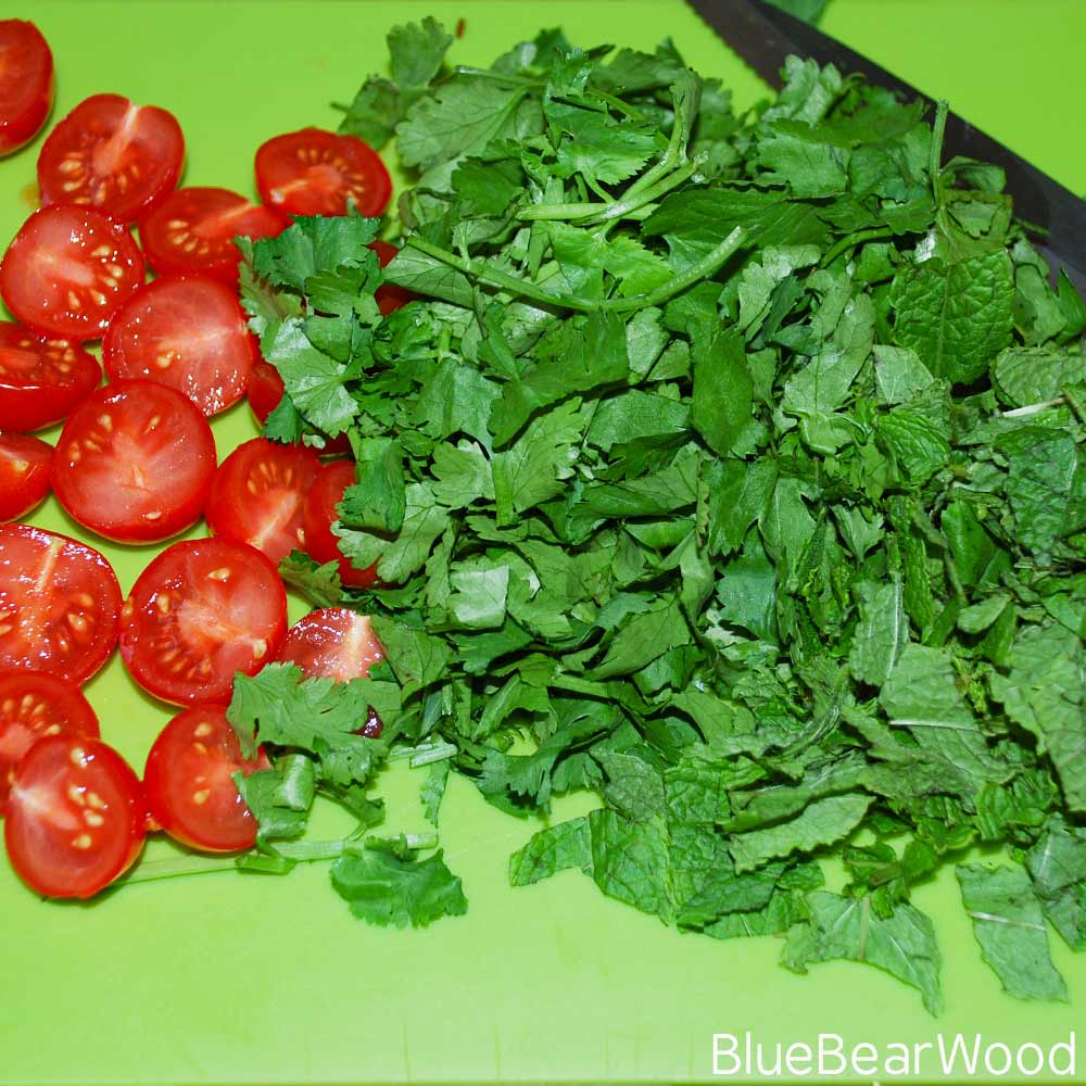 Chopped Tomato Coriander And Mint