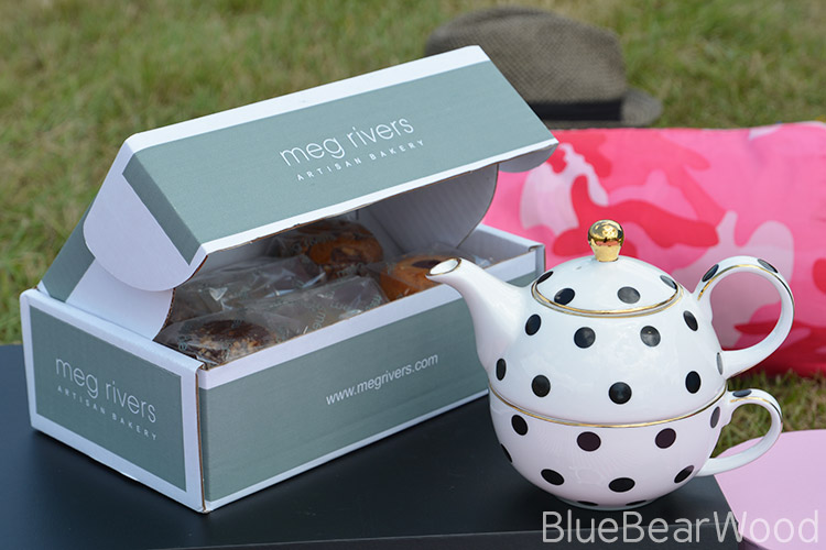 MoonPig Tea Hamper