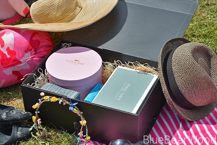 MoonPig Luxury Hamper