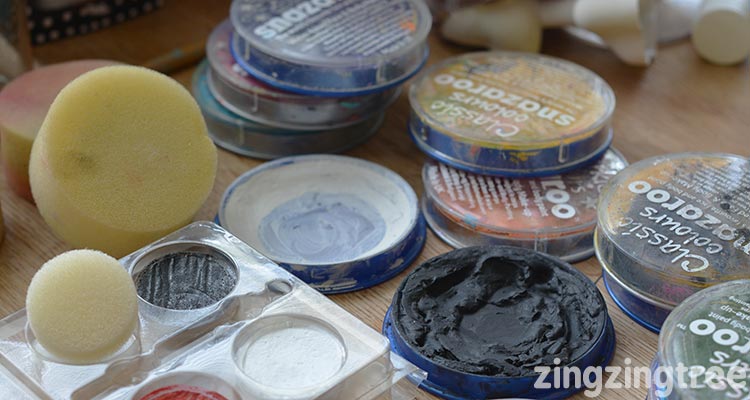 Easy Halloween Facepaint Materials
