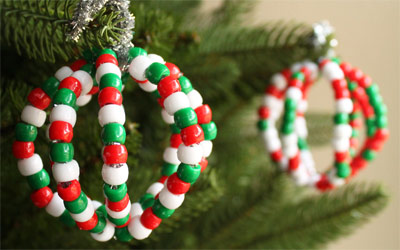 Pipe Cleaner Beaded Christmas bauble