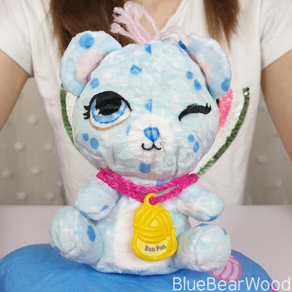 Bun Pon Pet Collar
