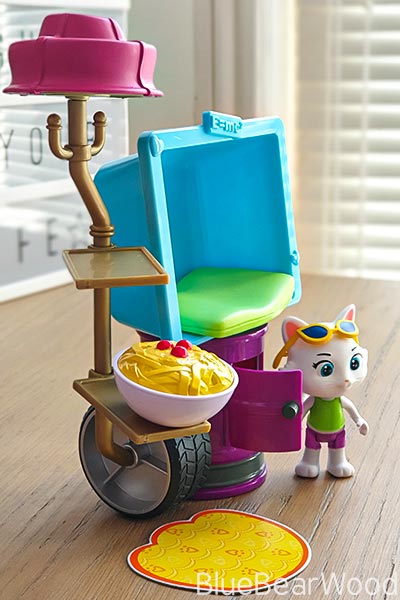 44 Cats Club House Playset Miladys House