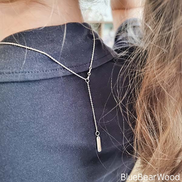 Polar Bear Necklace Chain Detail Showing Adjustable Lengths